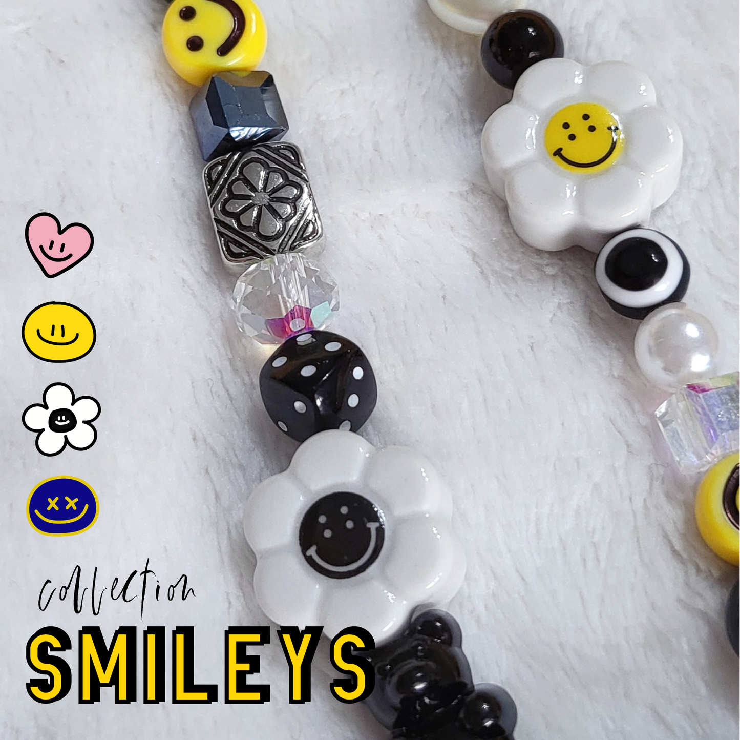 THE FLORAL SMILEY PHONE STRAP